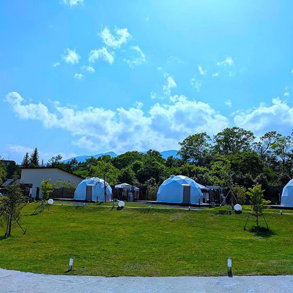 ＣＨＩＬＬ　ＯＵＴ　ＧＬＡＭＰＩＮＧ　ＺＡＯ