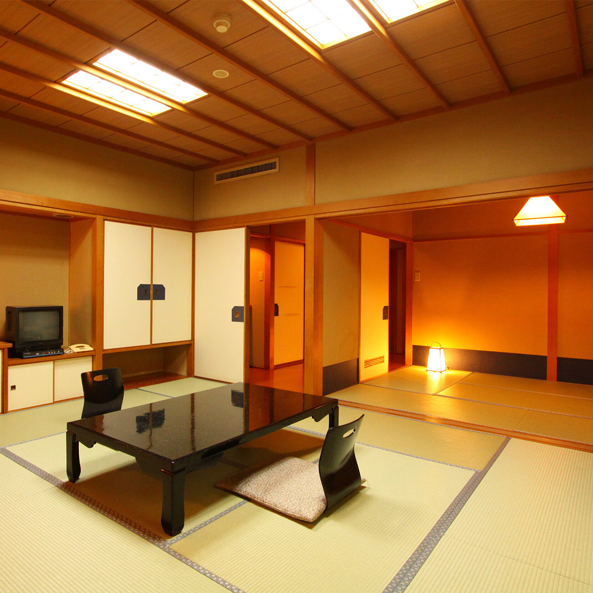 120,000円クーポン券（国際佐渡観光ホテル八幡館）