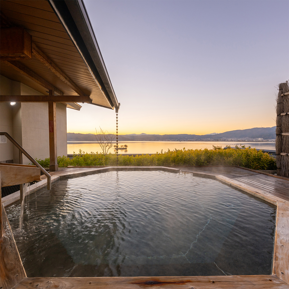 15,000円クーポン券（諏訪別邸 朱白）