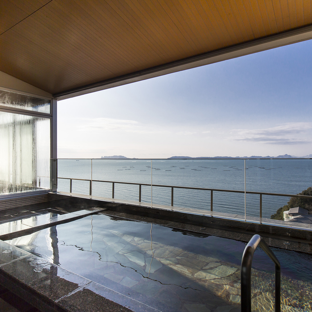 15,000円クーポン券（新舞子ガーデンホテル）