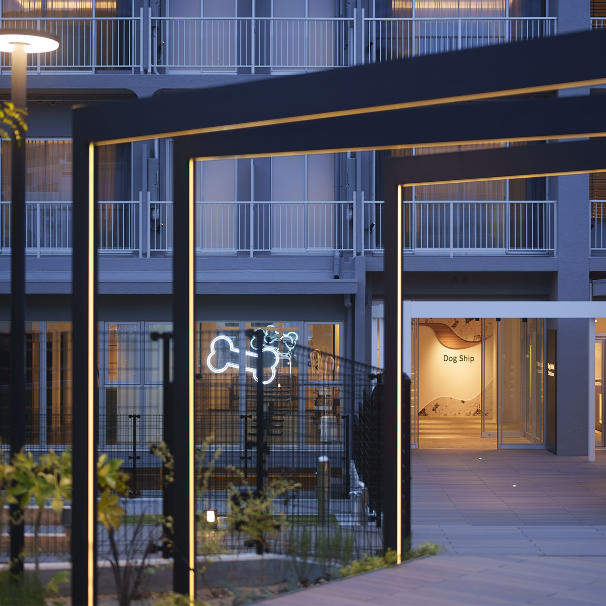 ＤＯＧ　ＨＯＴＥＬ　ＳＨＩＲＡＨＡＭＡ